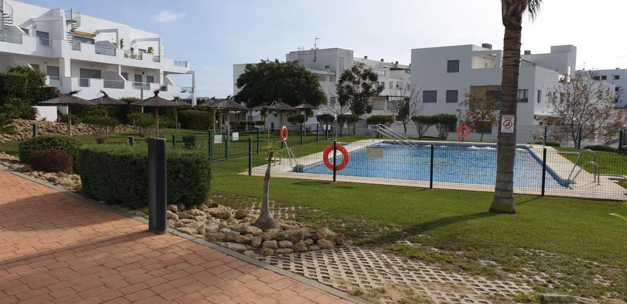 Apartamento Puerta Del Sol Conil De La Frontera Exterior foto